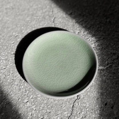Flat Moon Plate